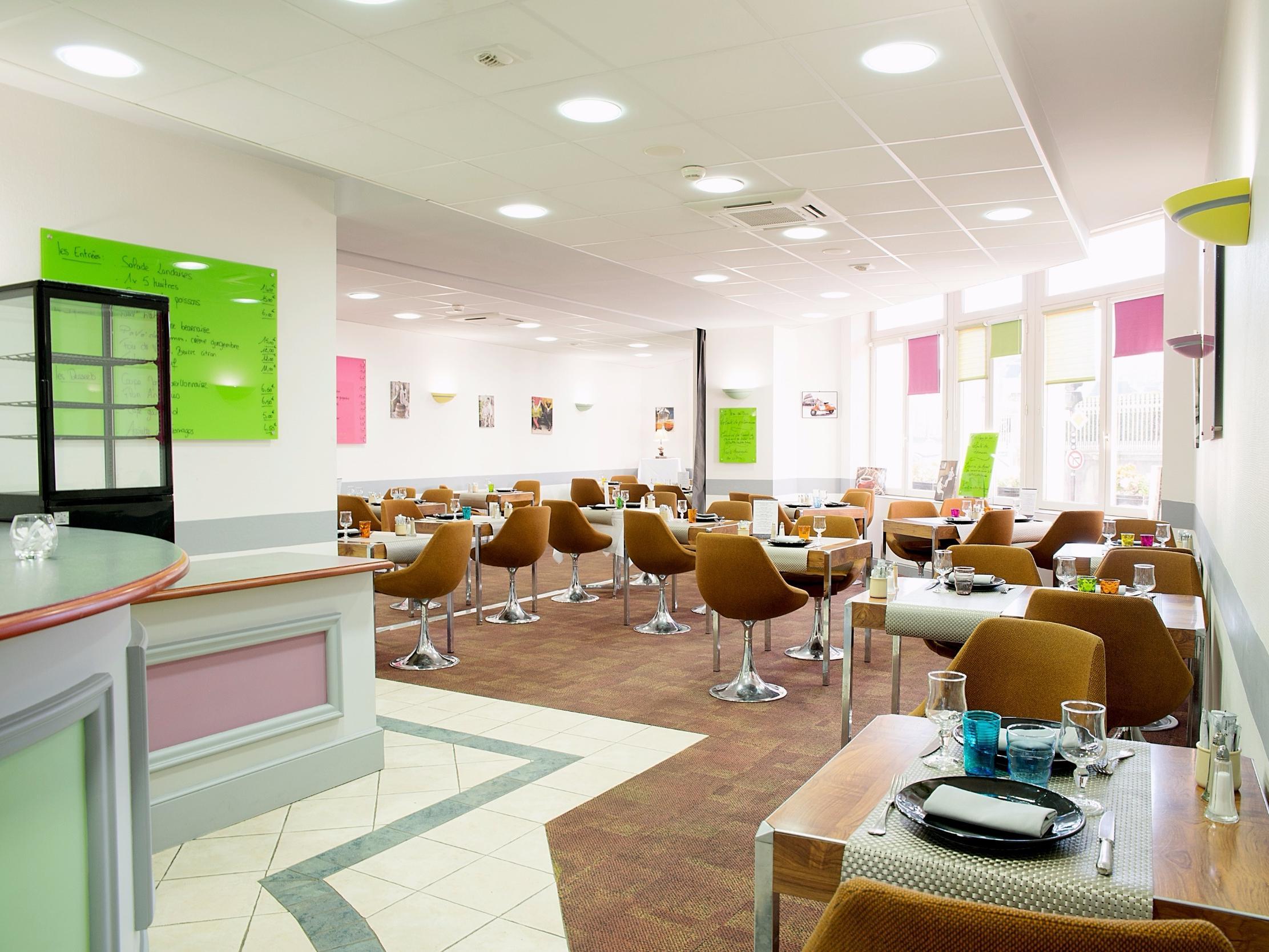 Logis Hotel De France Restaurant Le Lucullus มองต์มอริญอง ภายนอก รูปภาพ