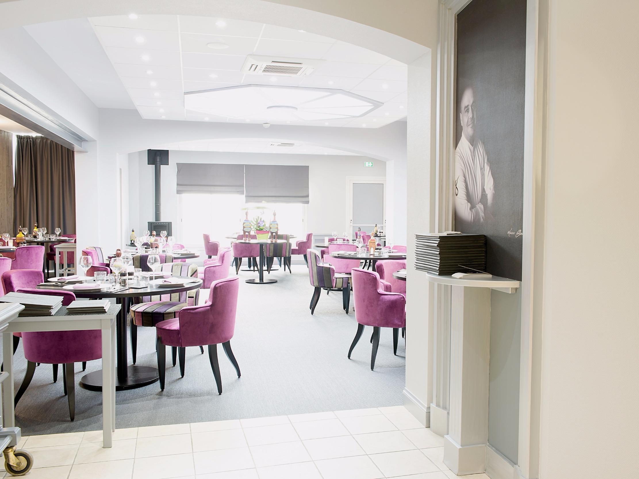 Logis Hotel De France Restaurant Le Lucullus มองต์มอริญอง ภายนอก รูปภาพ
