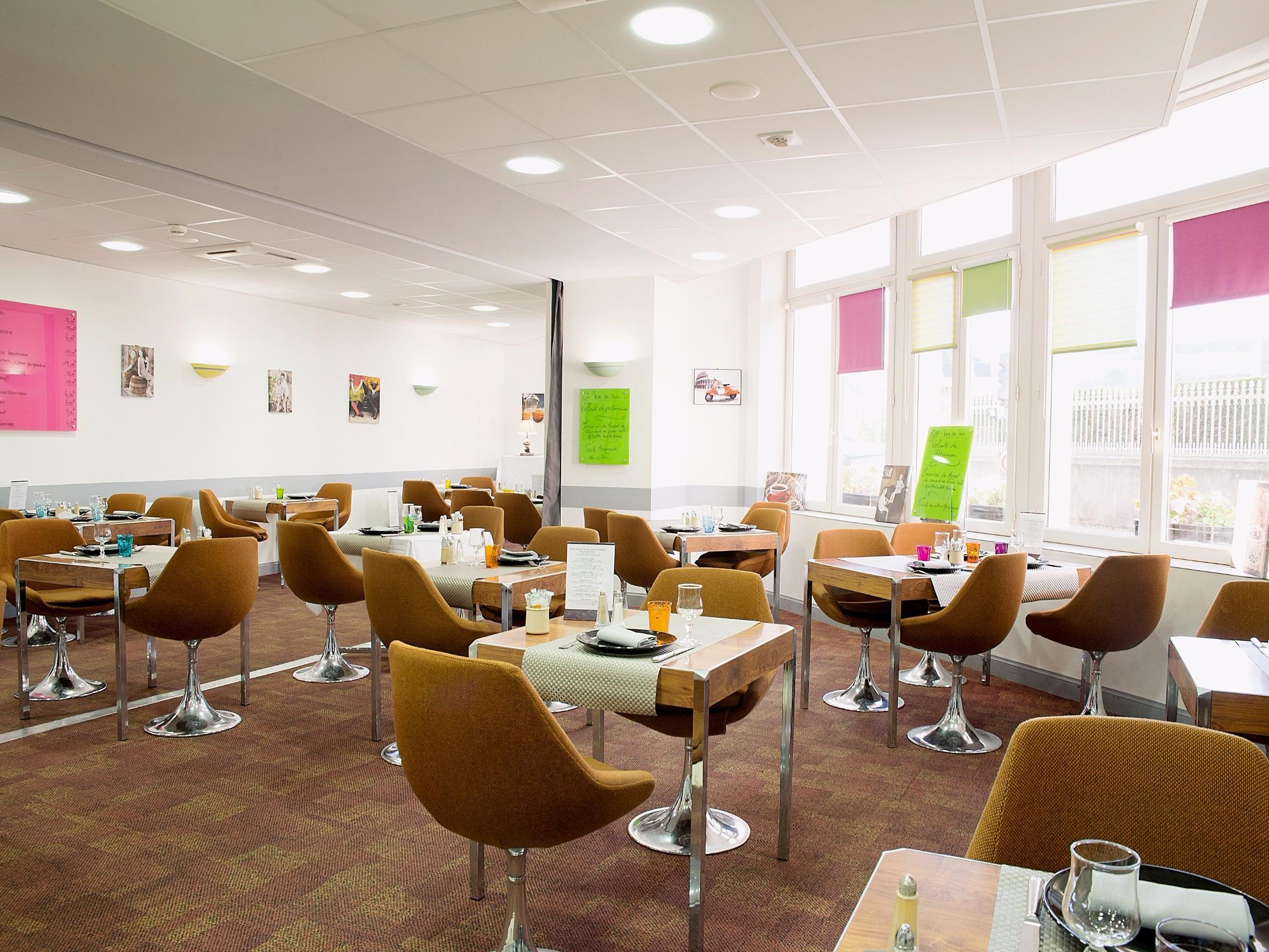 Logis Hotel De France Restaurant Le Lucullus มองต์มอริญอง ภายนอก รูปภาพ