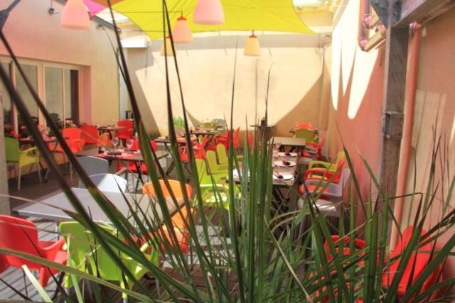 Logis Hotel De France Restaurant Le Lucullus มองต์มอริญอง ภายนอก รูปภาพ