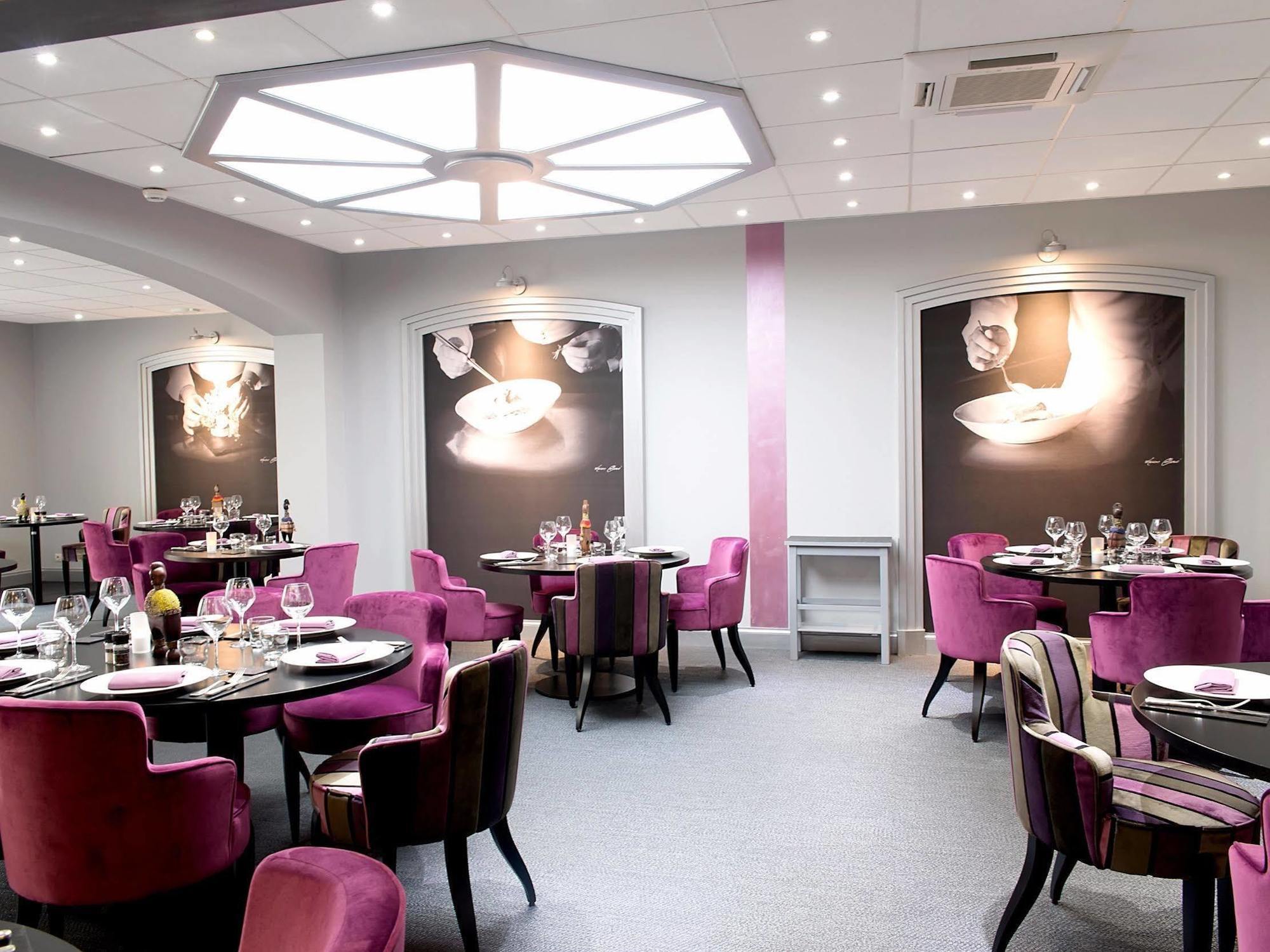 Logis Hotel De France Restaurant Le Lucullus มองต์มอริญอง ภายนอก รูปภาพ